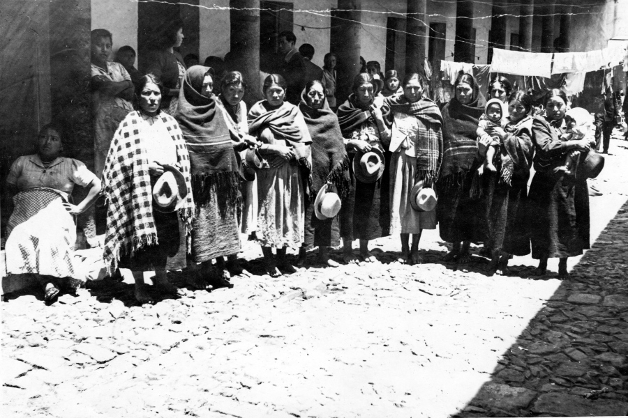 Pasados que siguen presentes. Quito en el Siglo XX.